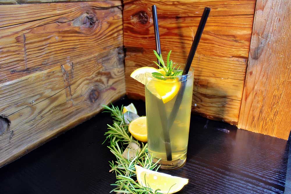 Rosmarin-Limonade - Genussregion Kleinwalsertal