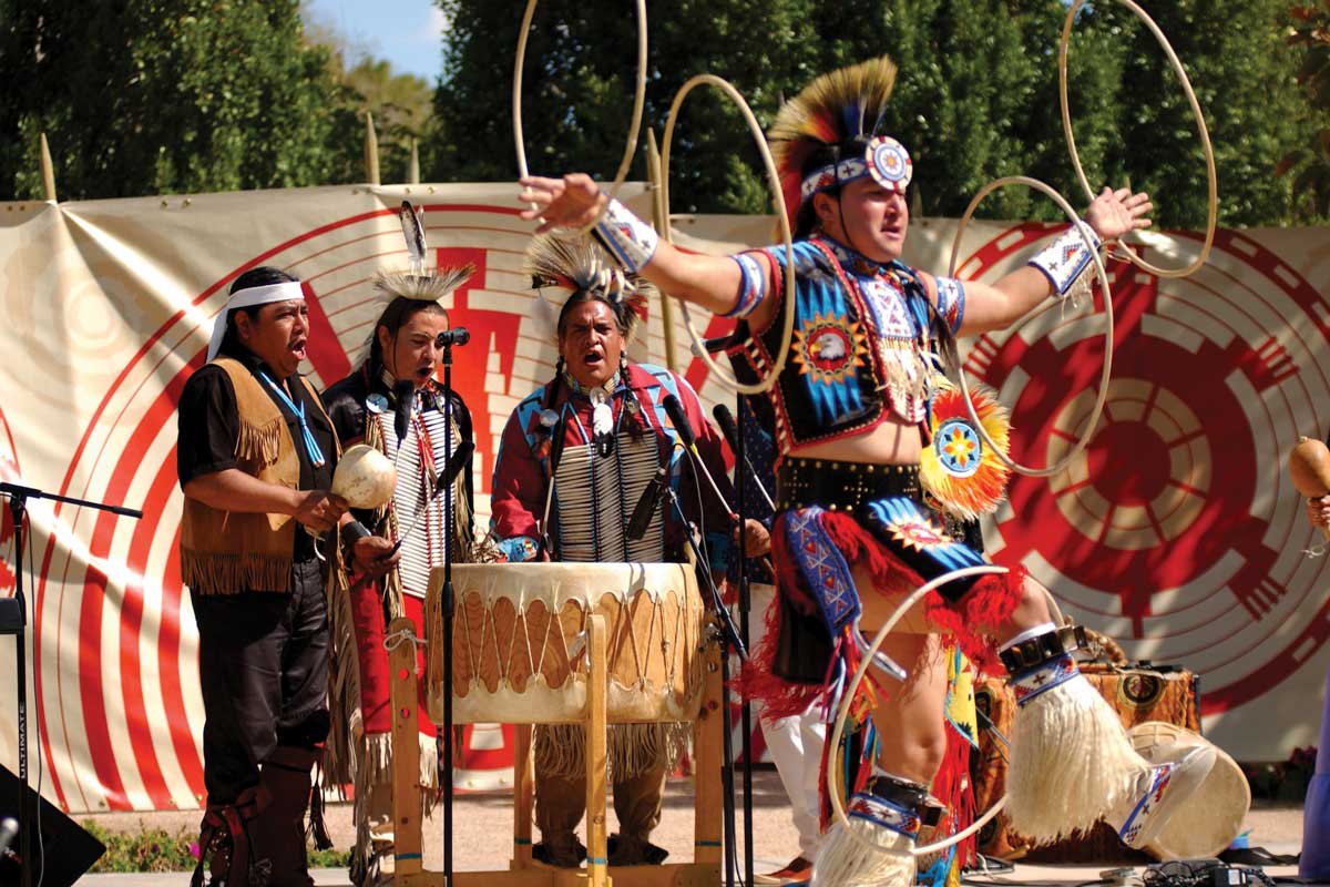 Traditionelle Tänze der Hopi-Indianer  Bild: experiencescottsdale.com 