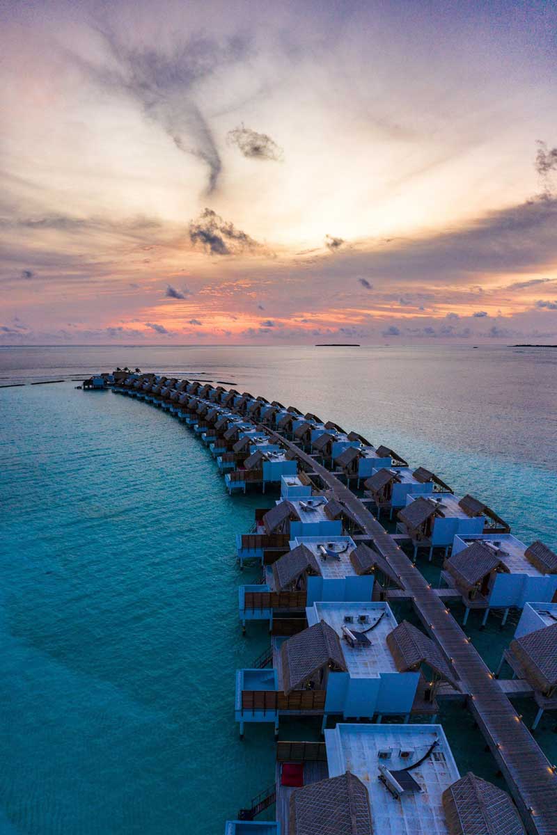 Traumhafte Sonnenuntergänge  Bild: Emerald Maldives Resort & Spa    