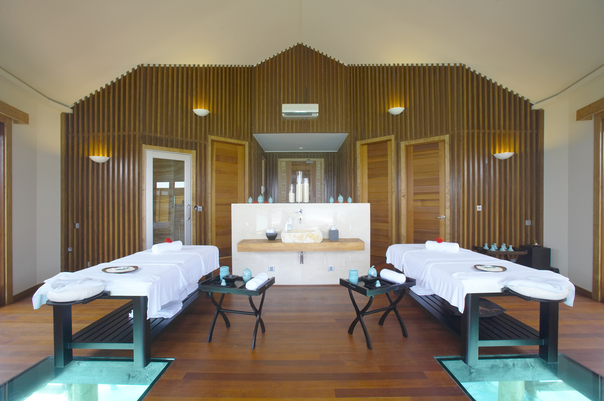 Massageraum im Hotel Lily Beach Resort Bild: Hotel