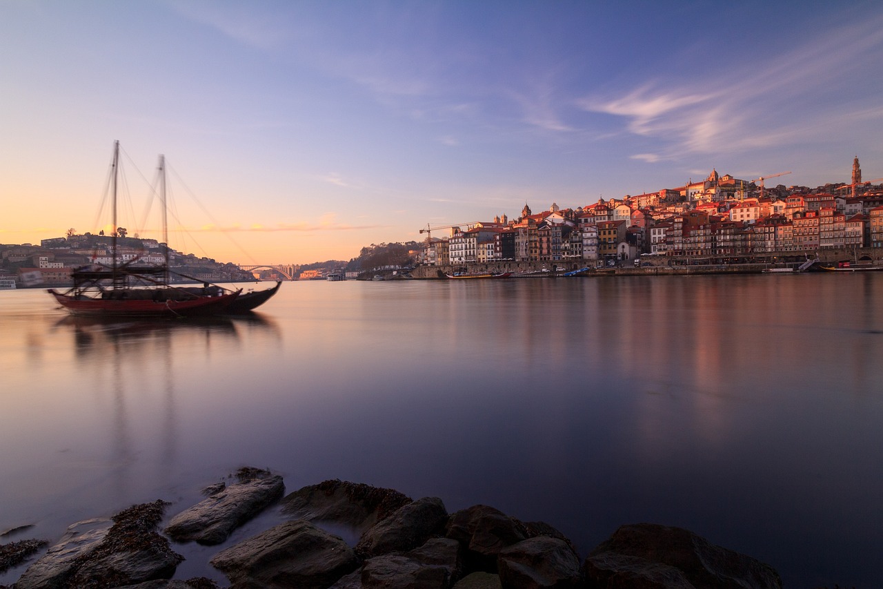 Nordportugal: Porto - Bild von Alejandro Piñero Amerio auf Pixabay