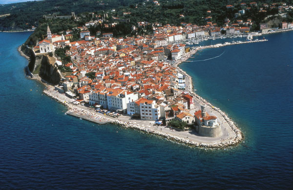 SLOWENIEN Slowenien - Land zwischen Alpen und Adria Bild: Piran   © Slowenisches Fremdenverkehrsamt