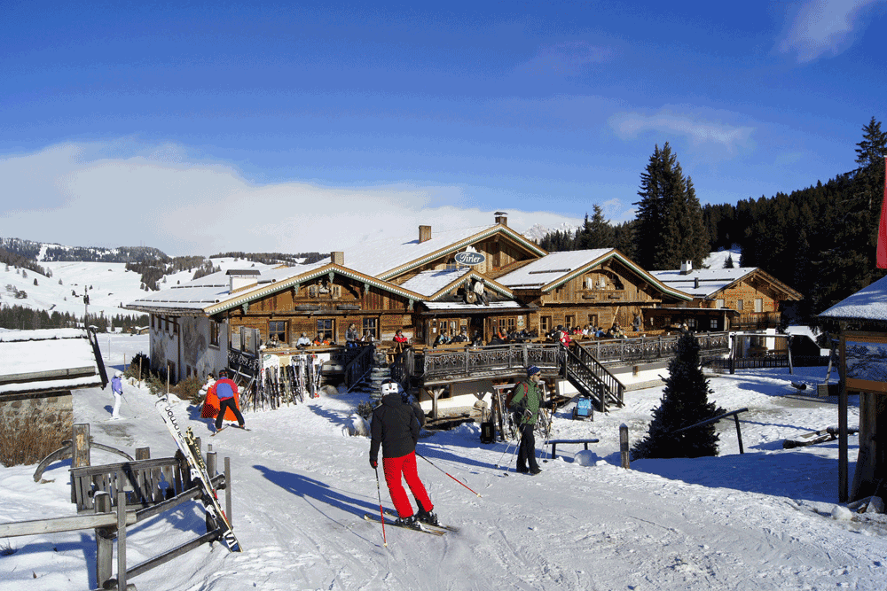 Weiße Wochen im grünen Hotel Bild: Tirler-Dolomites Living Hotel Weiße Wochen im grünen Hotel Bild: Tirler-Dolomites Living Hotel