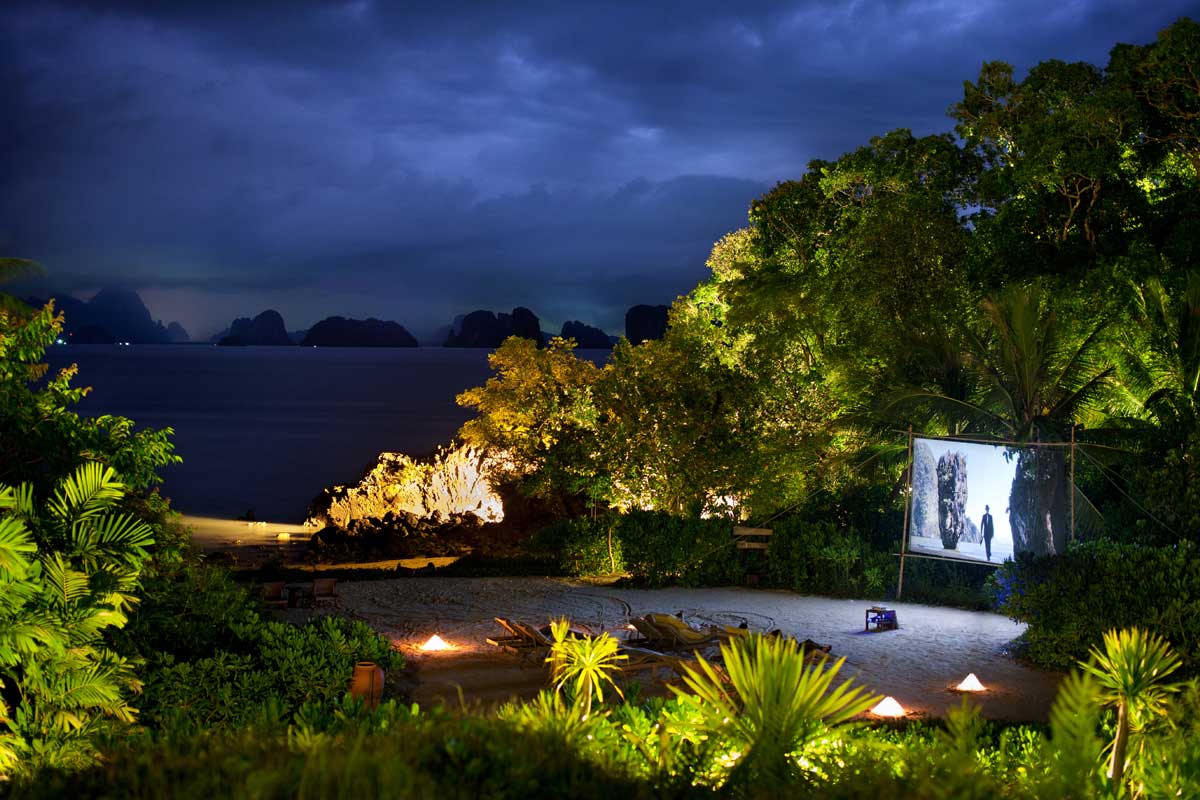 Kino-Abend am ehemaligen James-Bond-Drehort: Six Senses Yao Noi, Thailand  Bild: Six-Sense-Hotels