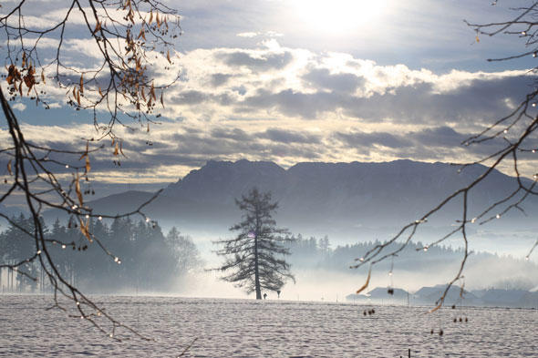 Schneeflockentanz auf Bayrisch: Winter im Ruipertiwinkl  Bild: Hotel Gut Edermann