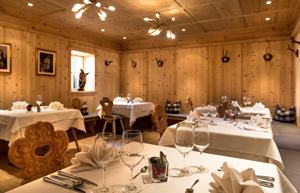 Restaurant im Hotel Valserhof in Südtirol © valserhof