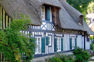 Von der Stadtwohnung über die Hütte in den Bergen bis zur Villa am Meer kann alles getauscht werden. Foto: djd/HomeLink e.V.