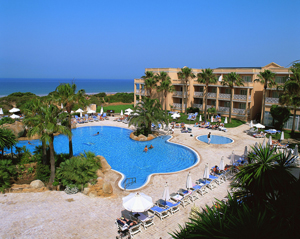 Neues Haus mit „Adults-only-Konzept“: Das Sensimar Playa La Barrosa in Andalusien (c) TUI-Touristik