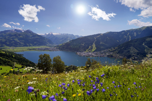 Gletscher, Berge und Seen: Die Region Zell am See-Kaprun zählt zu den schönsten Urlaubszielen Österreichs.  Foto: djd/Zell am See-Kaprun