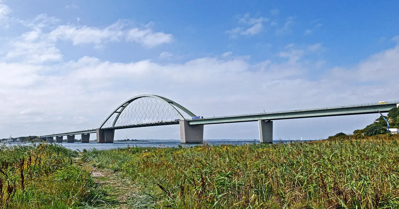 D02 Die Küste an der Ostsee - Fehmarnsund-Brücke