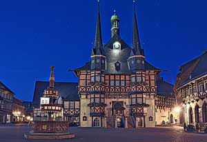 Wernigerode Marktplatz (c) Alexander Klaus / pixelio.de Wernigerode Marktplatz (c) Alexander Klaus / pixelio.de